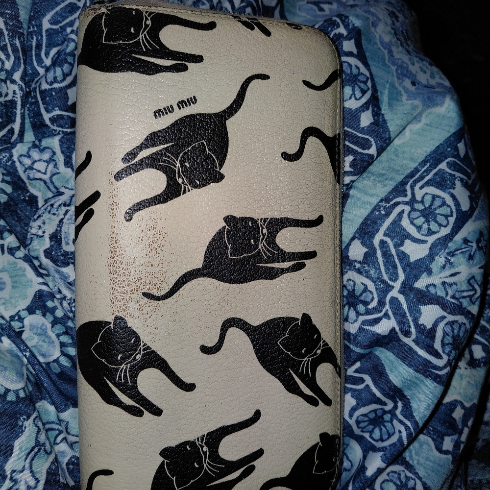 MiuMiu Wallet - Picture 9 of 9